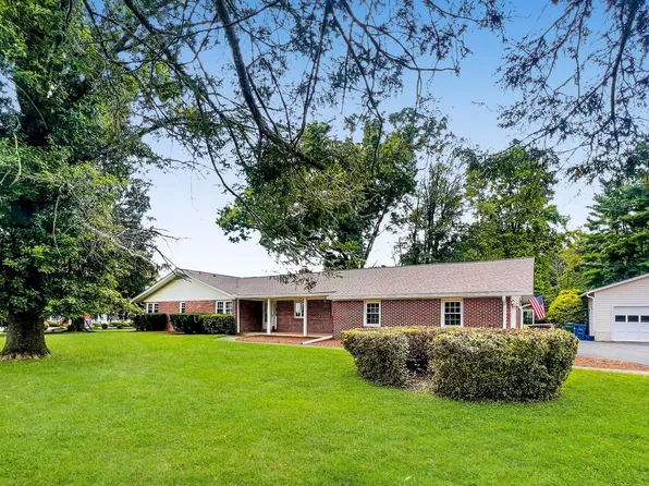16808 Norbrook Dr, Olney, MD 20832