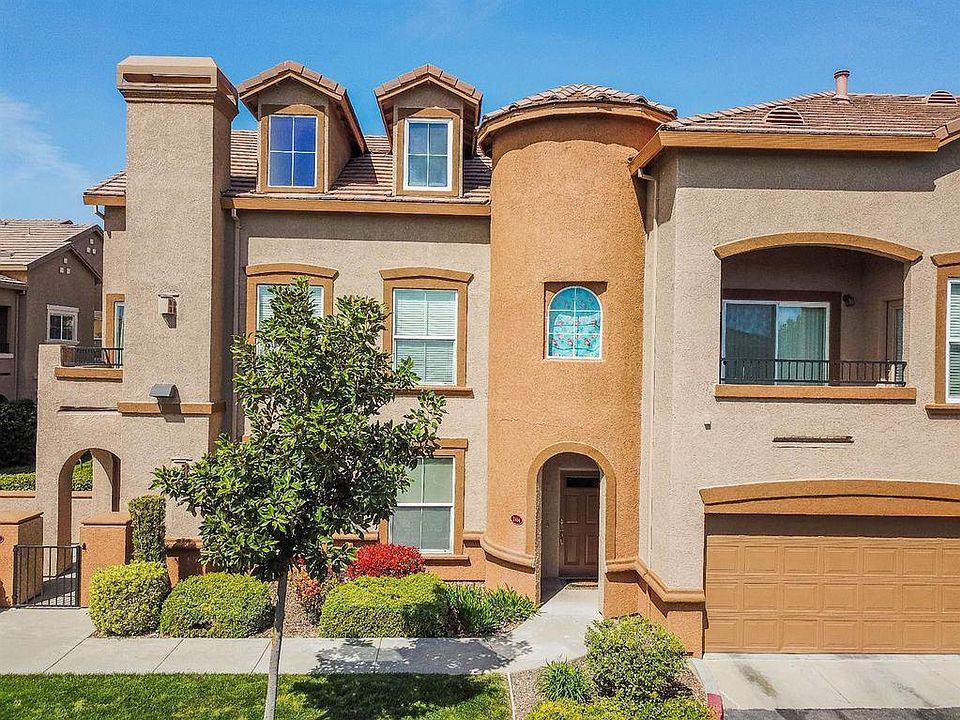 1st image of 5350 Dunlay Dr Unit 2414