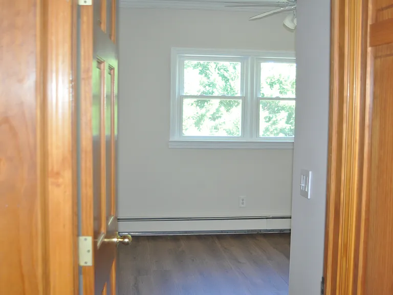 59 Burnside Ave #2 — Photo 11