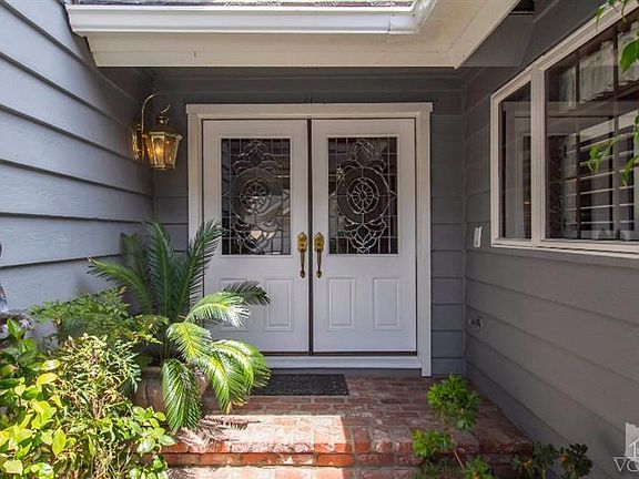 3rd image of 2631 Oakshore Dr