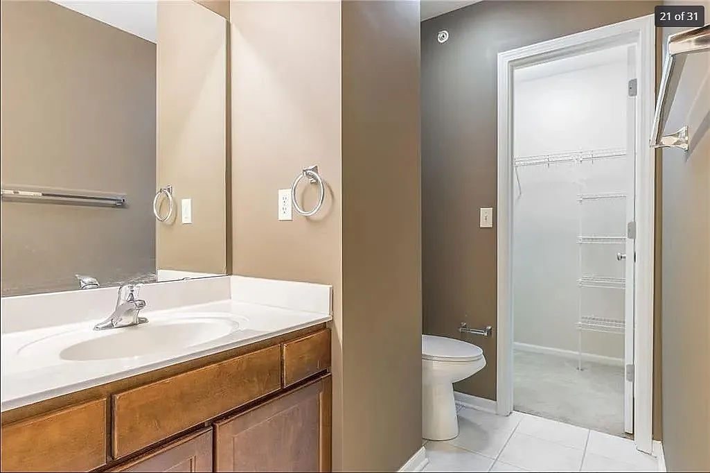 2 bed, 2.5 bath, 1650 sqft, $2,150 — Photo 4