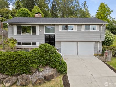 806 Hazel Avenue N, Kent, WA, 98031