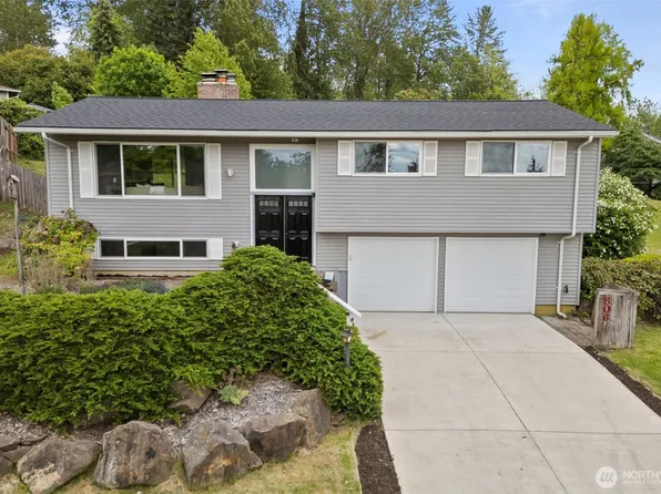 806 Hazel Avenue N, Kent, WA 98031