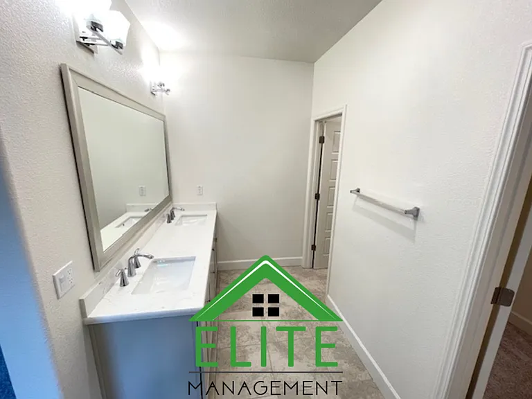 5742 Harveston Way — Photo 19