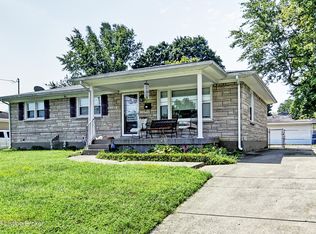 4620 Idle Hour Dr, Louisville, KY 40216