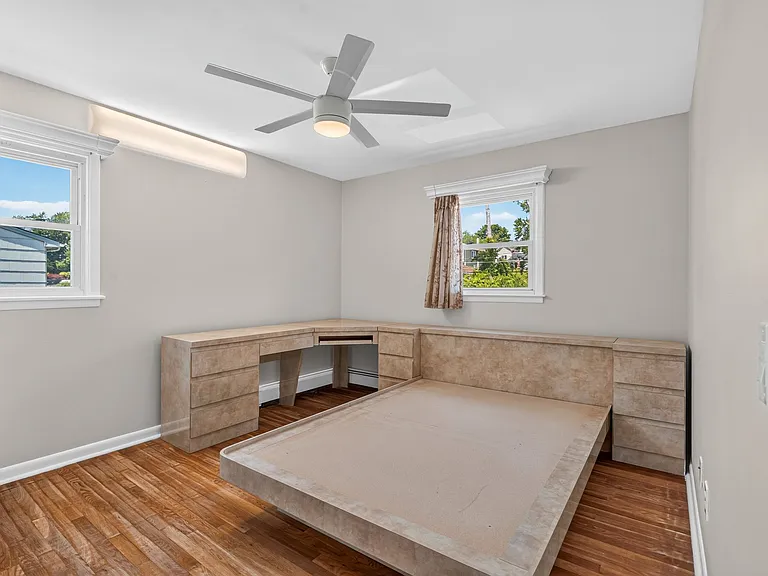 25 Cleveland Ave — Photo 22