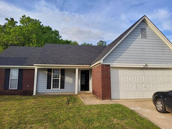 2nd image of 10770 Oak Leaf Dr