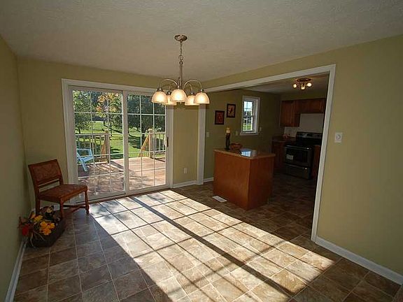 4th image of 7922 Lacy Dr