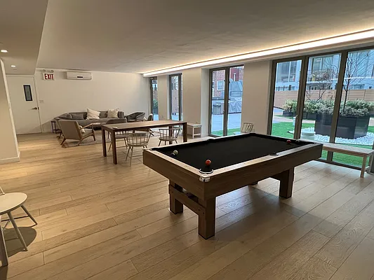 Rented by Compass | media 28