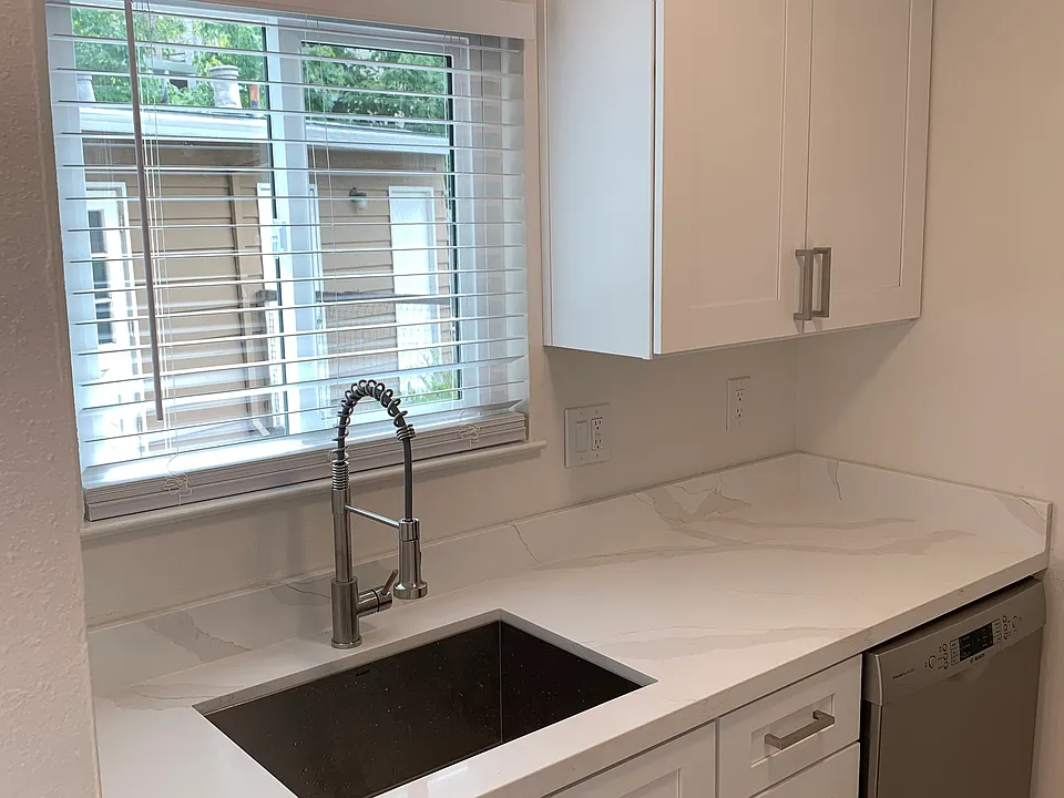 42 Tahoe Ct #1