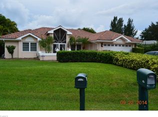 609 Robert Ave, Lehigh Acres, FL 33936