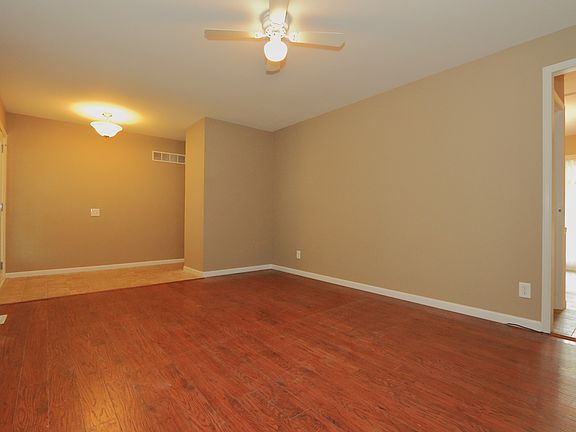 4th image of 1420 Leisure Dr