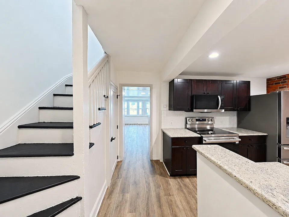 5233 Ridge Ave #2