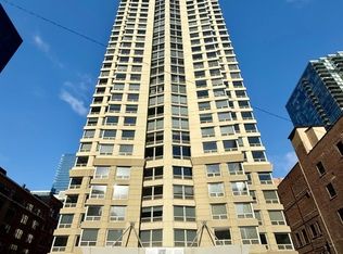 440 N Wabash Ave APT 1008, Chicago, IL 60611