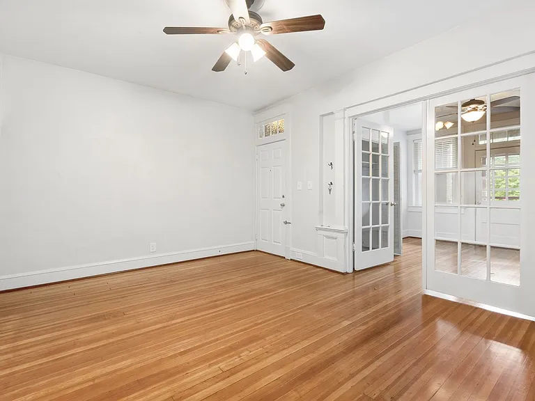 1323 Colonial Ave #3 — Photo 5