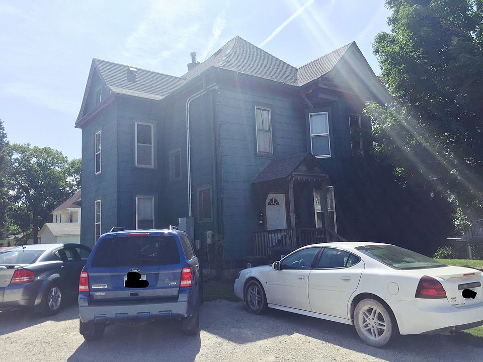 1st image of 1932 College St