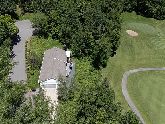3rd image of 2712 Turnberry Ln