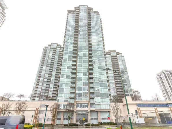 2975 Atlantic Ave #2703, Coquitlam, BC V3B 0C5