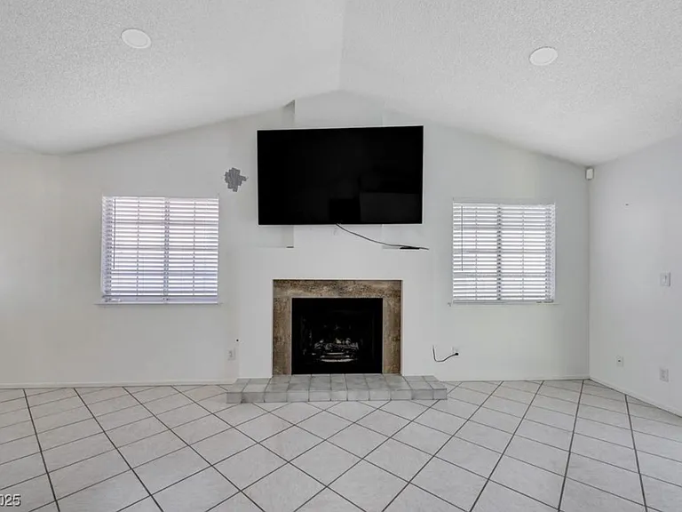 2268 Welsey Manor Dr — Photo 11