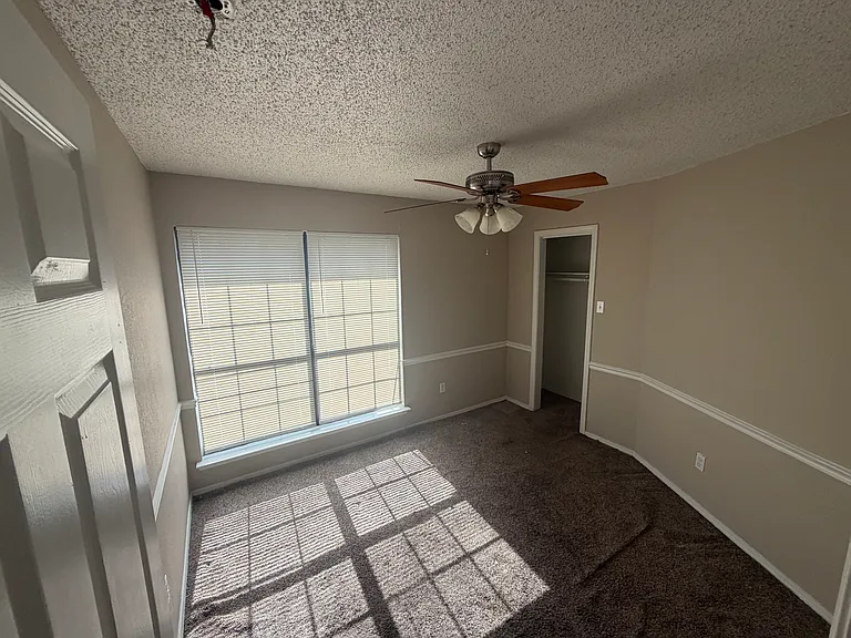 505 Valley Mills Dr — Photo 4