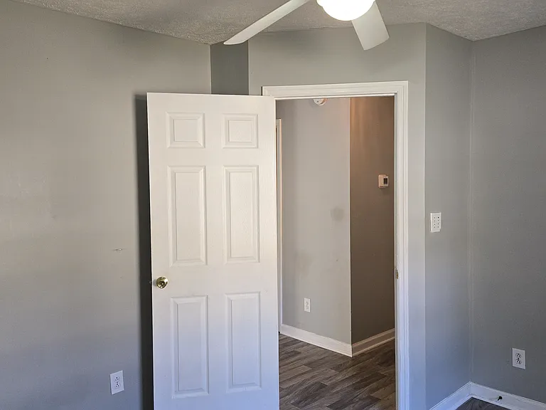 515 Killeen Rd — Photo 17