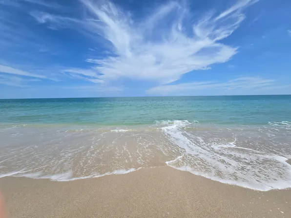 4200 N Hwy A1a #112, Hutchinson Island, FL 34949