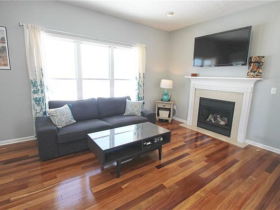5th image of 44 Chesapeake Lndg