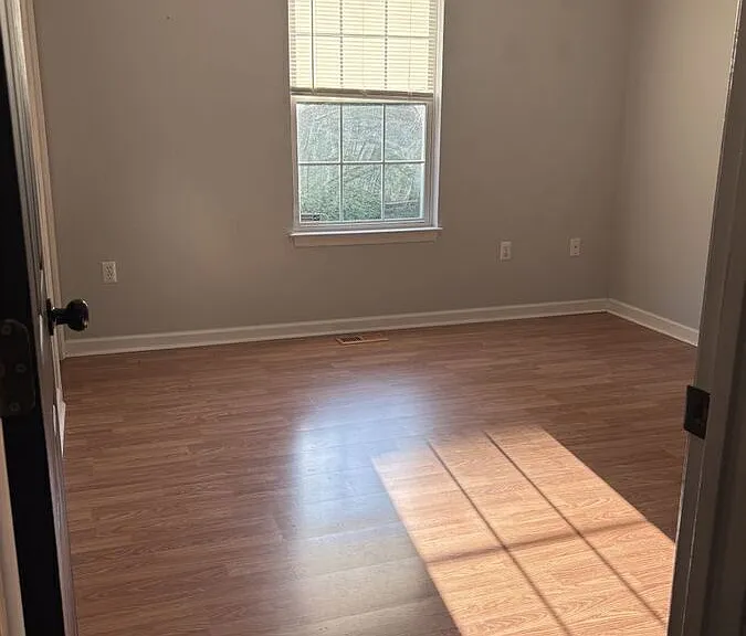 133 Woodrow Rd — Photo 10