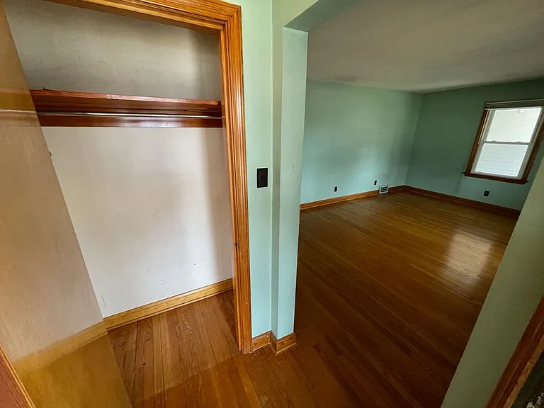325 Webbmont Cir — Photo 15
