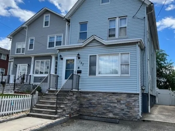 137 W 1st Ave, Roselle Boro, NJ 07203