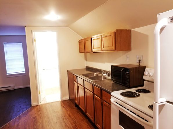 13 1/2 S Canal St #1