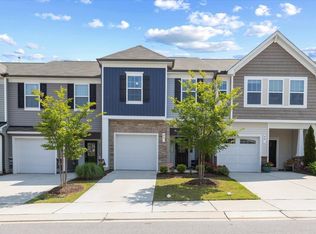 44 Bordeaux Dr, Clayton, NC 27527