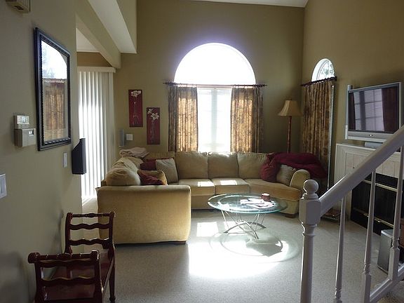 2nd image of 638 Woodhaven Dr #638