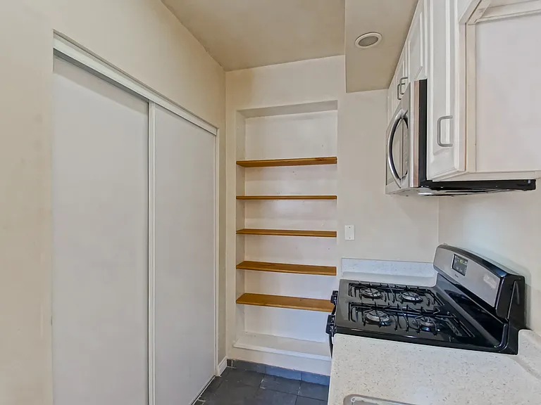 4541 W 172nd St #2 — Photo 10