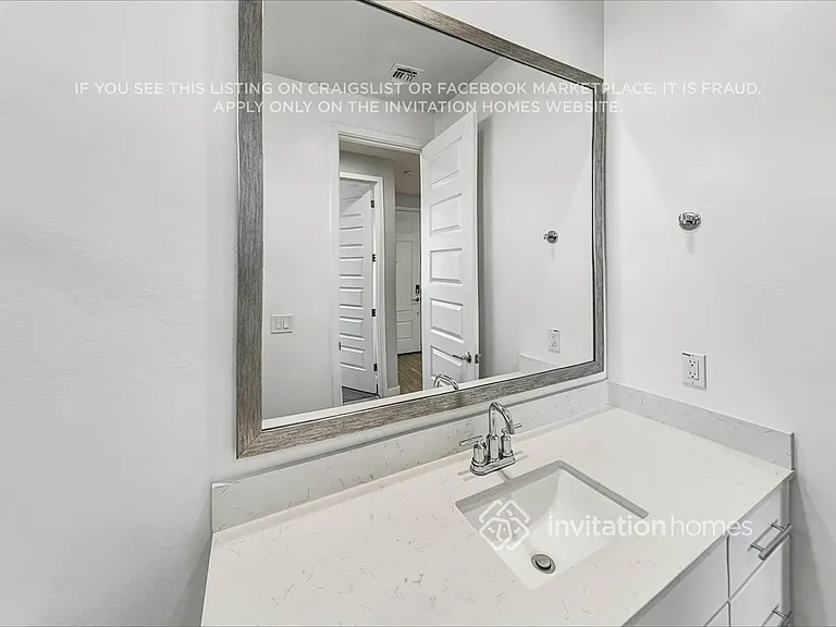 5921 N 195th Dr — Photo 17