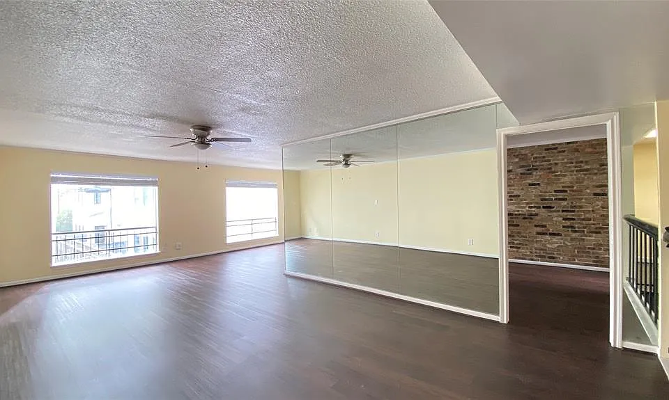 1211 Miramar St #5