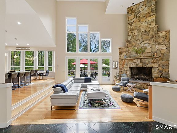 4th image of 85 Norrans Ridge Drive