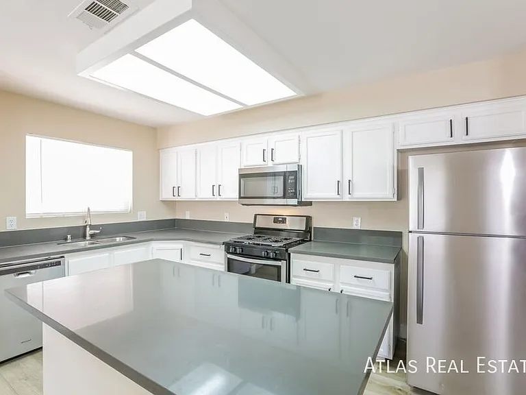 8328 Sky Canyon Ct — Photo 6