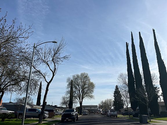 4th image of 328 Donner Rd