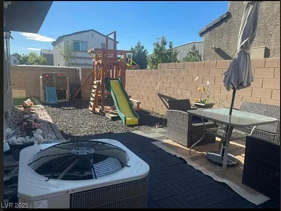 5045 Bloodhound St — Photo 25