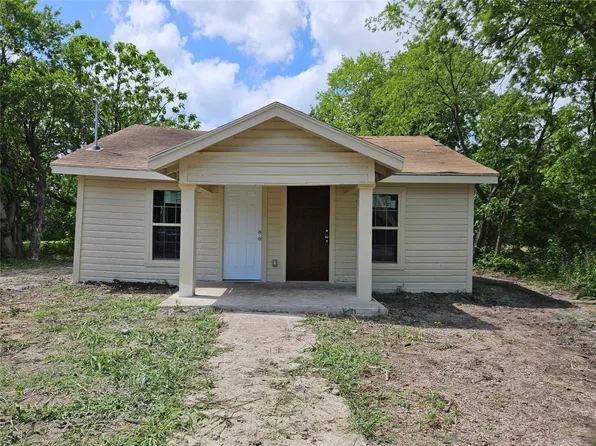 808 E 11th Ave, Corsicana, TX 75110