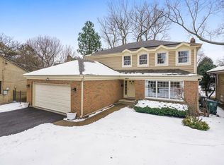 515 Austin Ave, Park Ridge, IL 60068