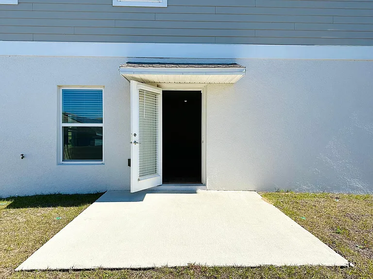 924 Serchio St — Photo 20