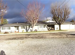 469 E County Line Rd, Calimesa, CA 92320