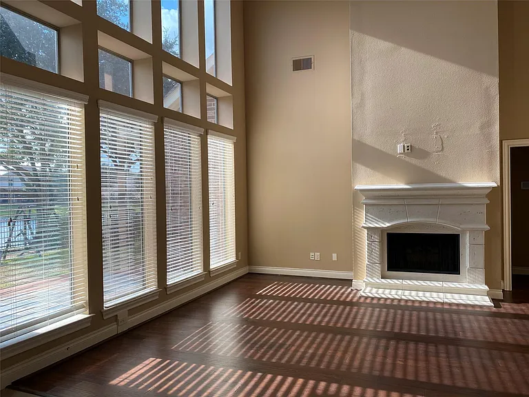 25503 Lockspur Dr — Photo 6
