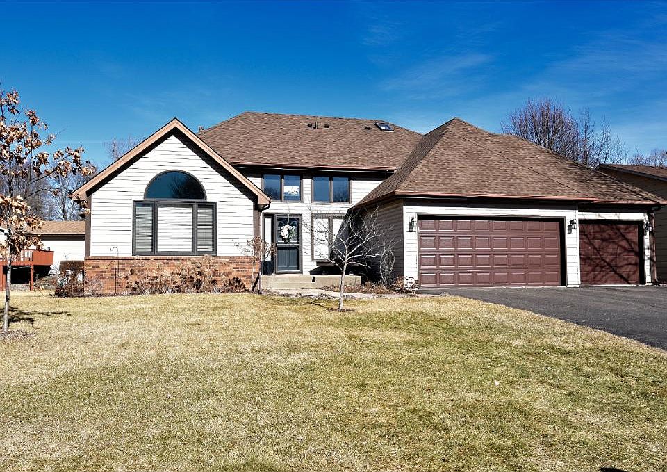 1st image of 7120 Riverwood Dr NE