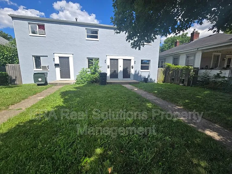446 S Yale Ave — Photo 1