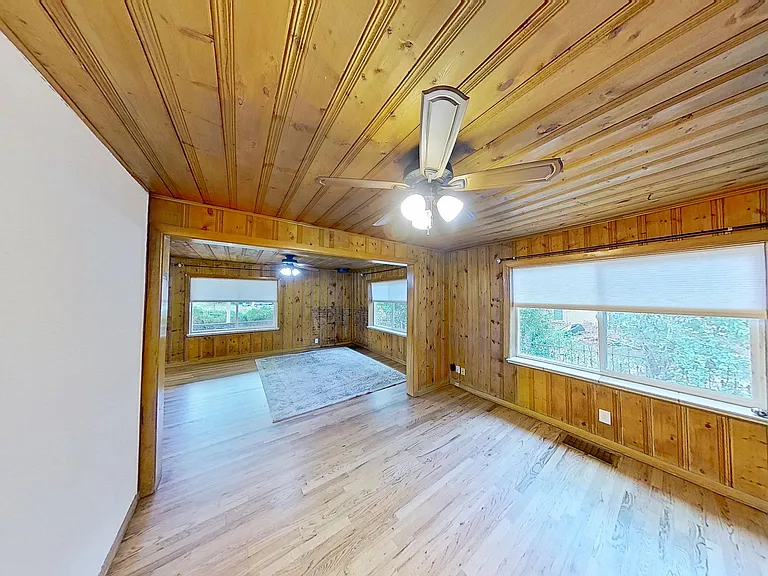 1345 Chase St — Photo 3
