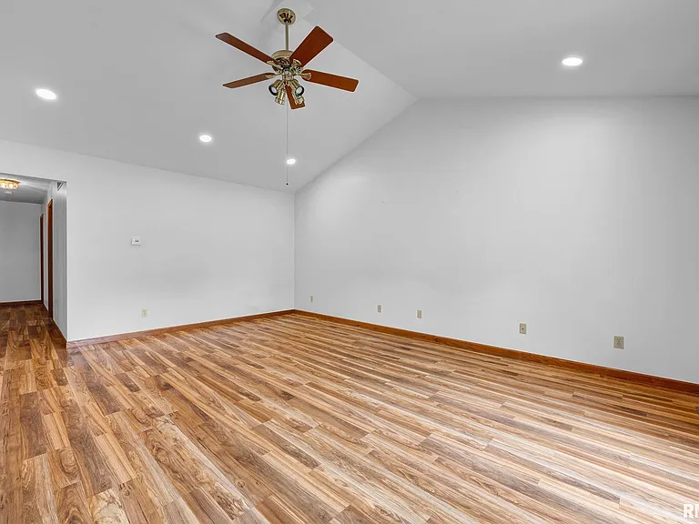 2321 W Pintura Ct — Photo 4