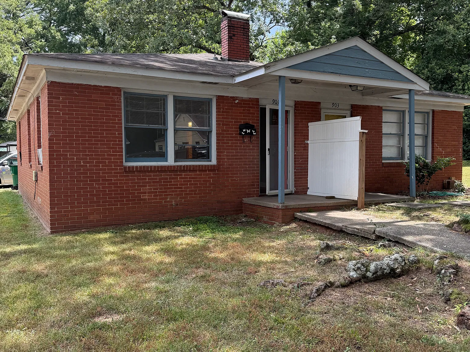903 Academy Street — Photo 4